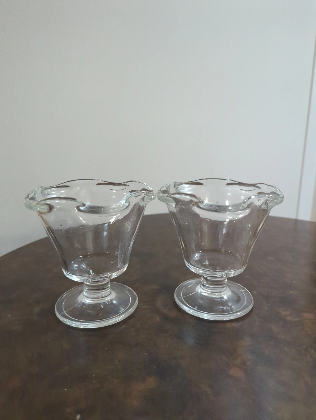 Set of 2 Clear Glass Ice Cream Bowls