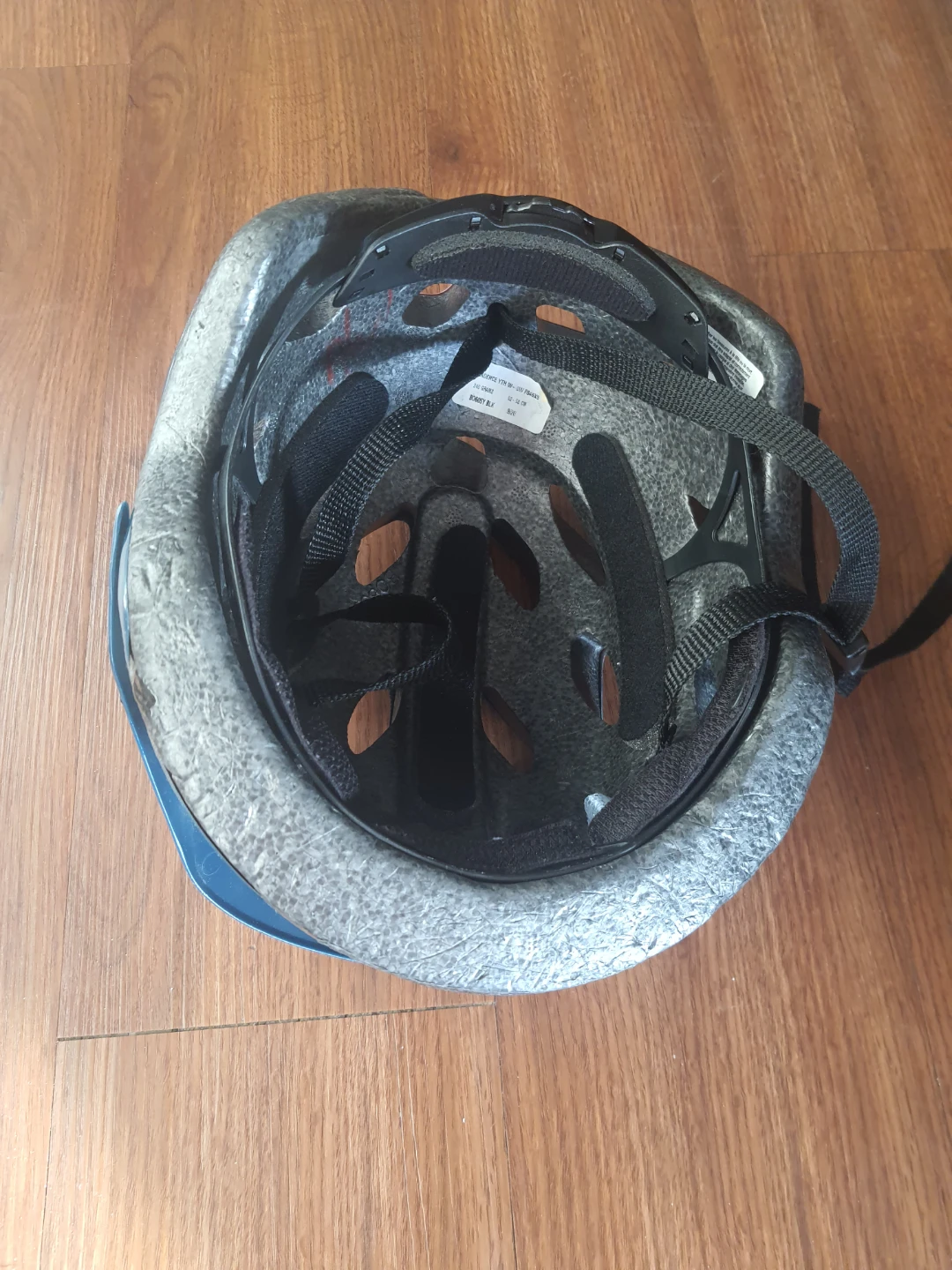 Bike Helmets ( 15 $ for each one ) - photo 4