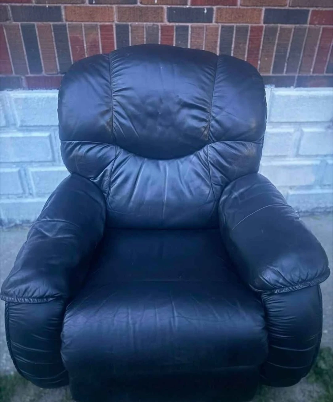 Black recliner chair