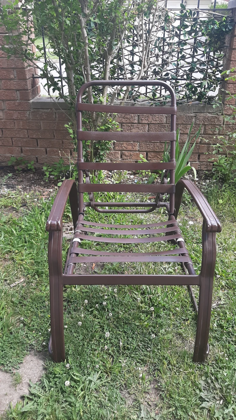 Brown Patio Chair with Cushions