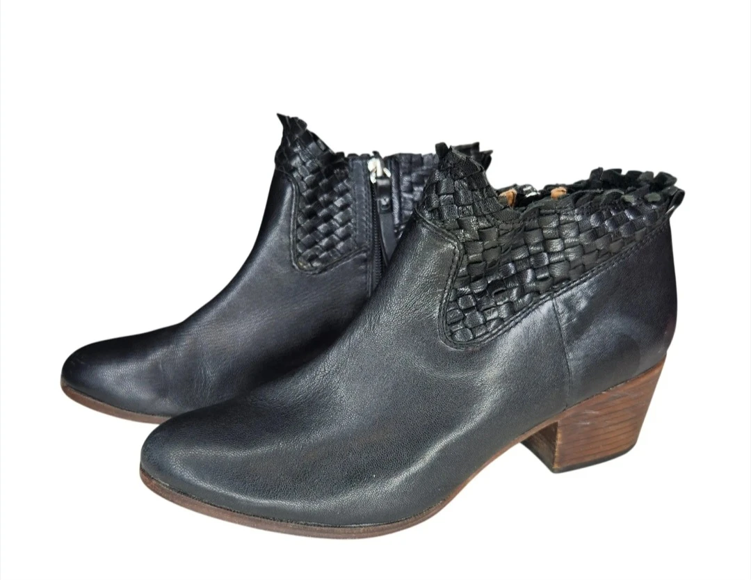 Coach Ryerson Black Leather Ankle Boots