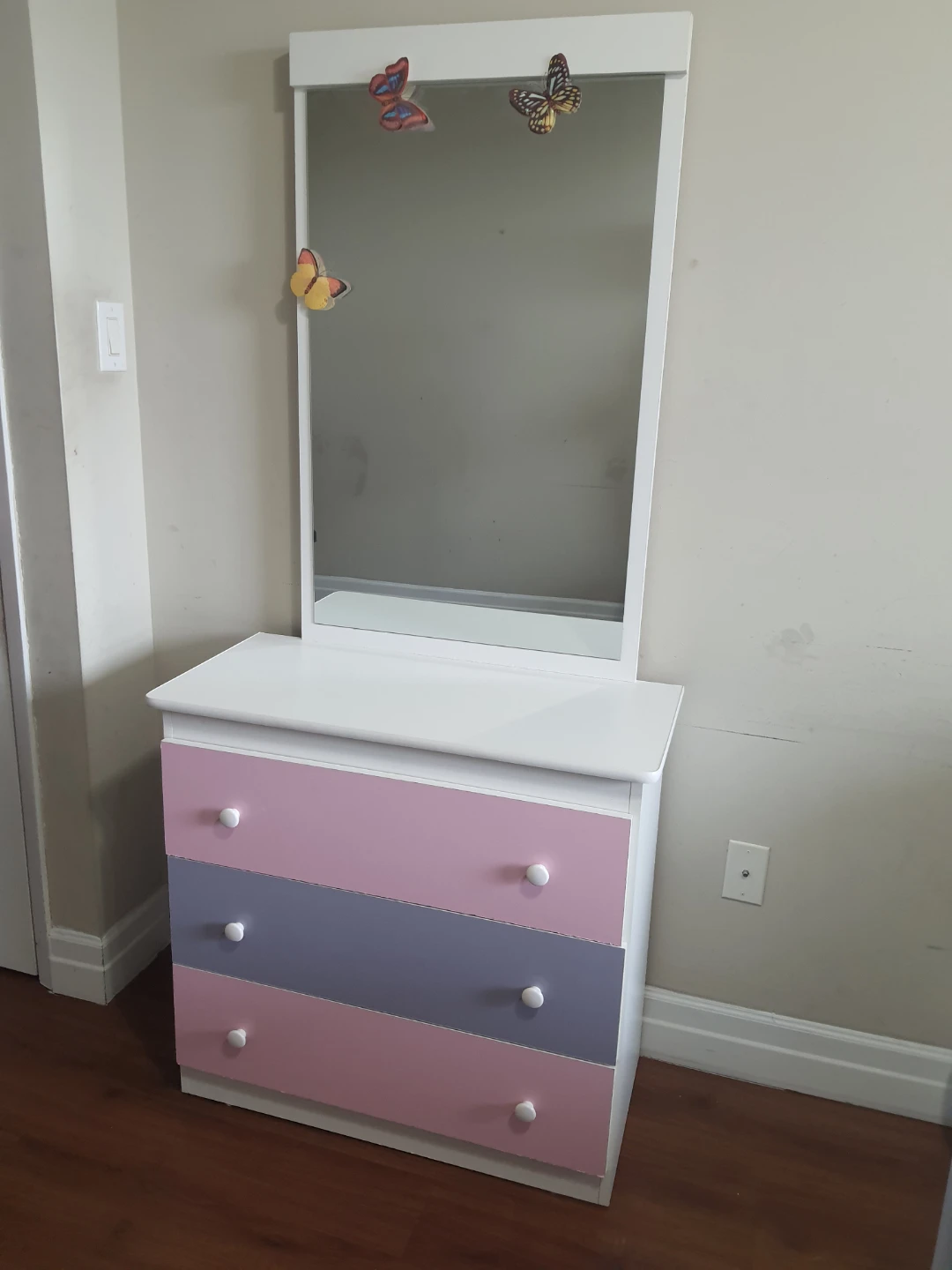 Dresser with Mirror