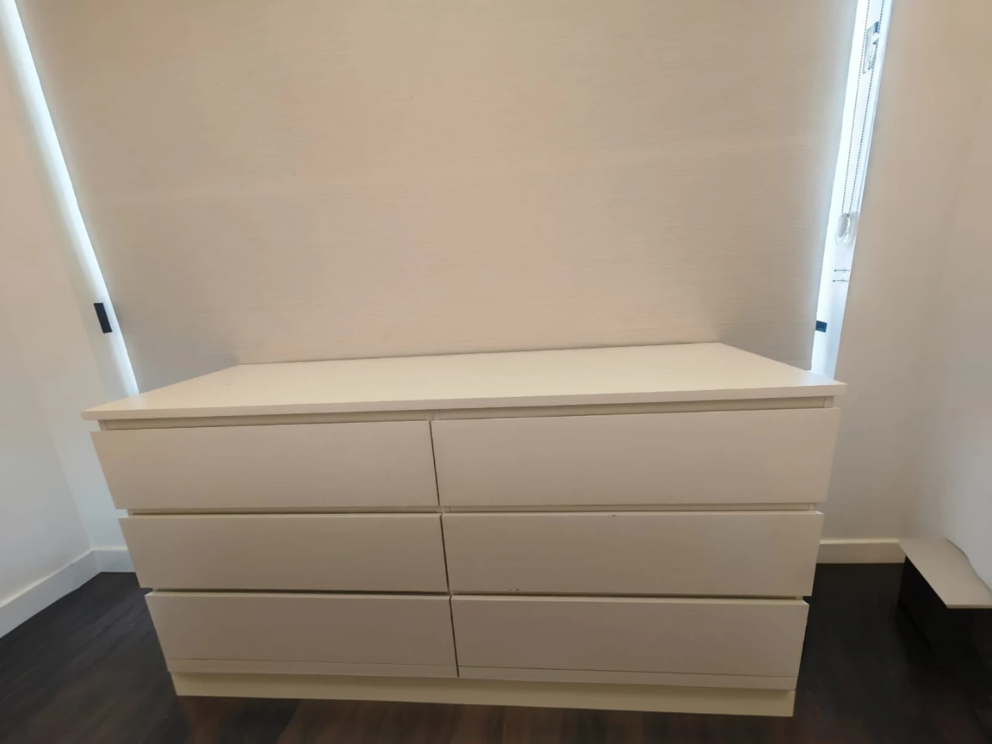 IKEA 6-Drawer Dresser – Excellent Condition