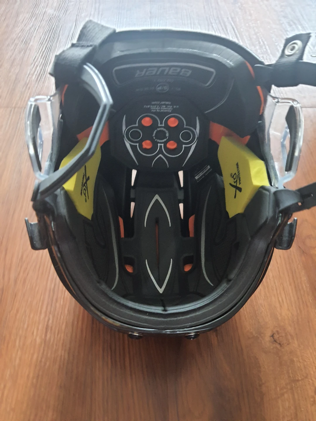 Bauer Hockey Helmet - photo 3