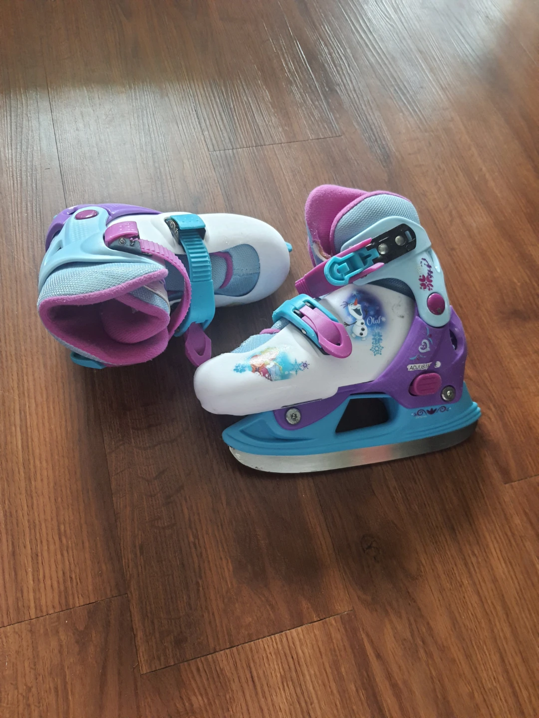 Adjustable Ice Skates