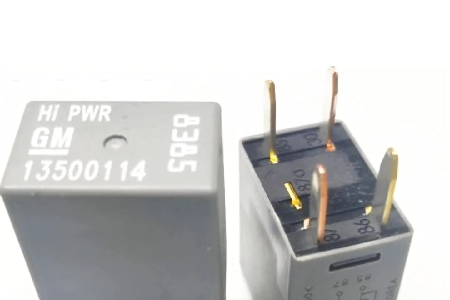 GM Hi Pwr Relay 13500114 brand New