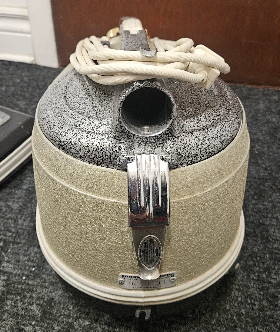 Vintage Tri-S Turbo Brush Vacuum Cleaner - photo 3