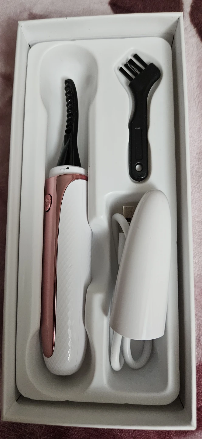 New Charging Electric Eyelash Curler - photo 4