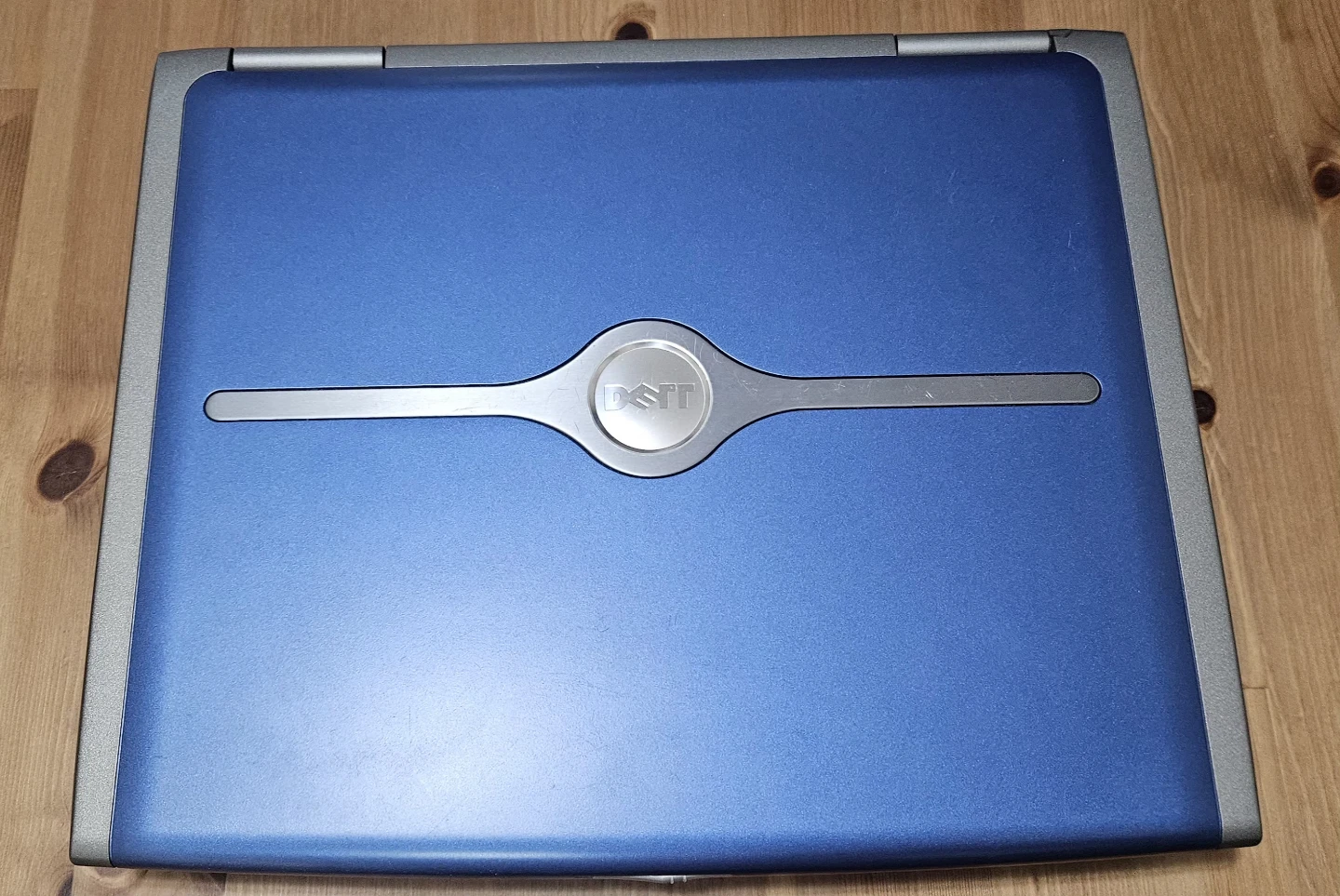 Dell Inspiron 1501 Laptop - photo 2