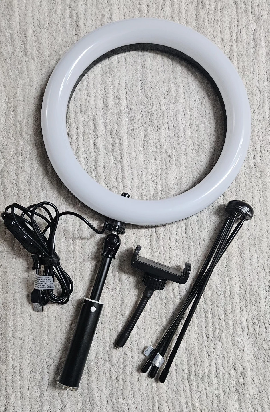 Ring Light with Phone Holder - photo 2