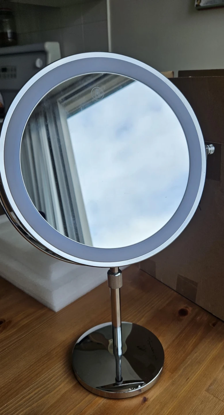 Mirror with 3 Color Light