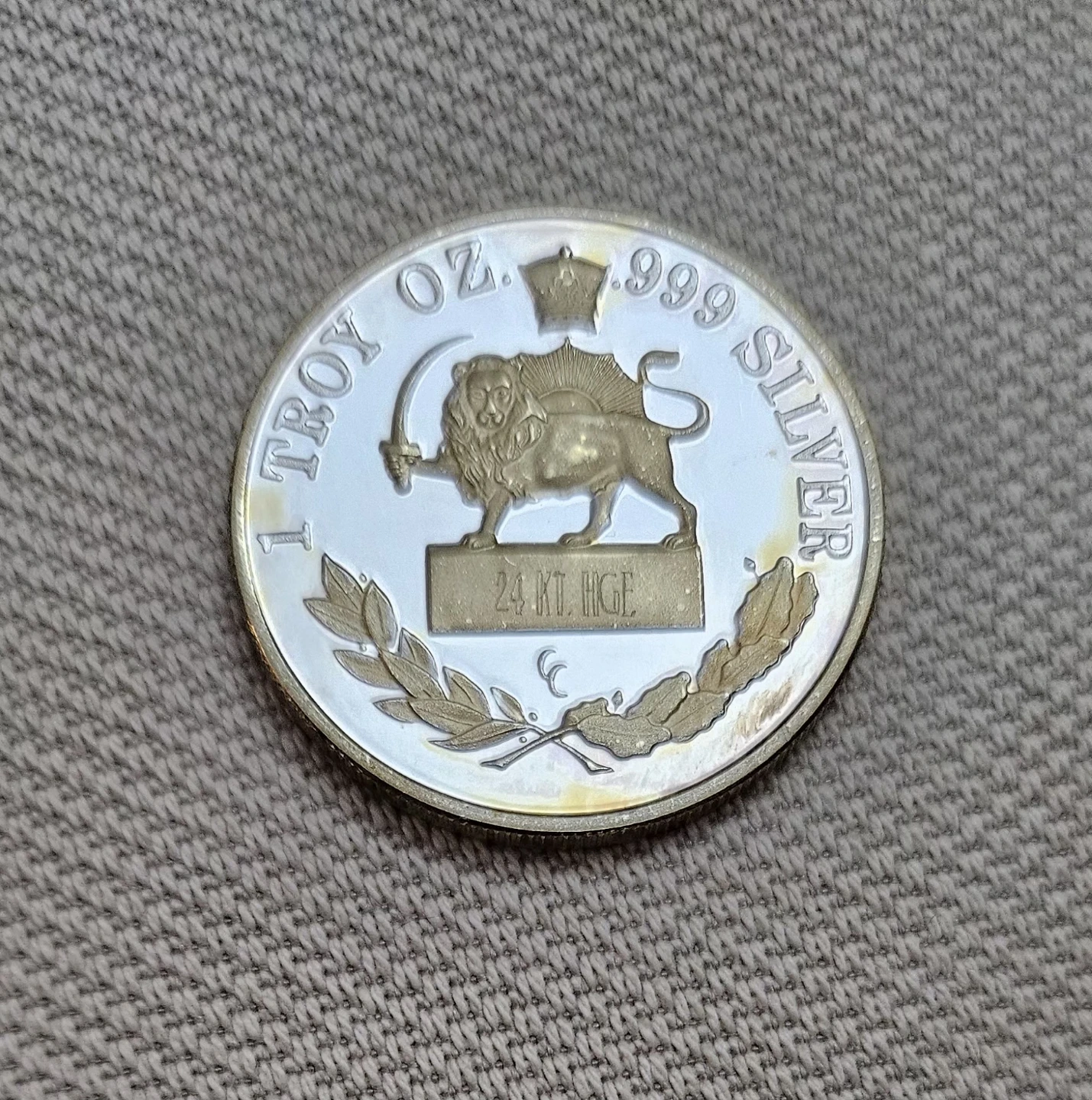 1 Troy Oz .999 Silver Coin in Presentation Box - photo 4