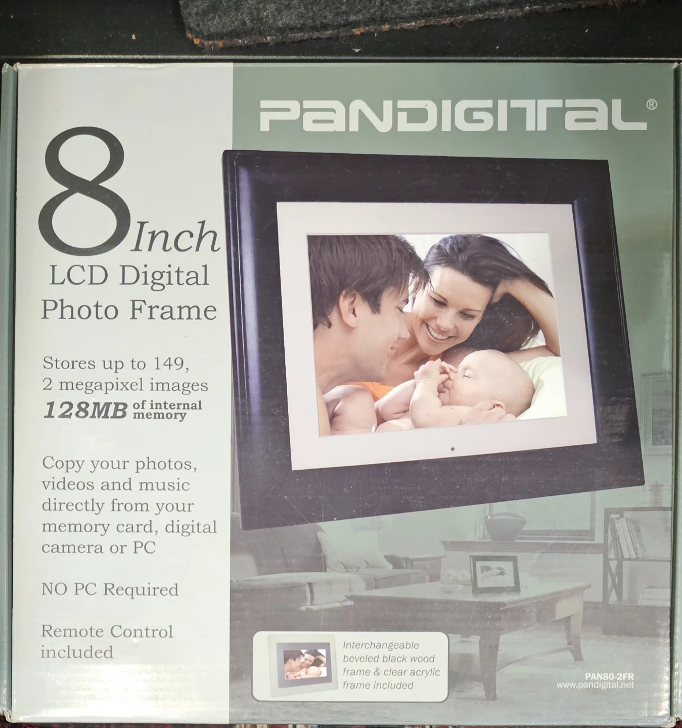 PanaDIGITAL 8 Inch LCD Digital Photo Frame