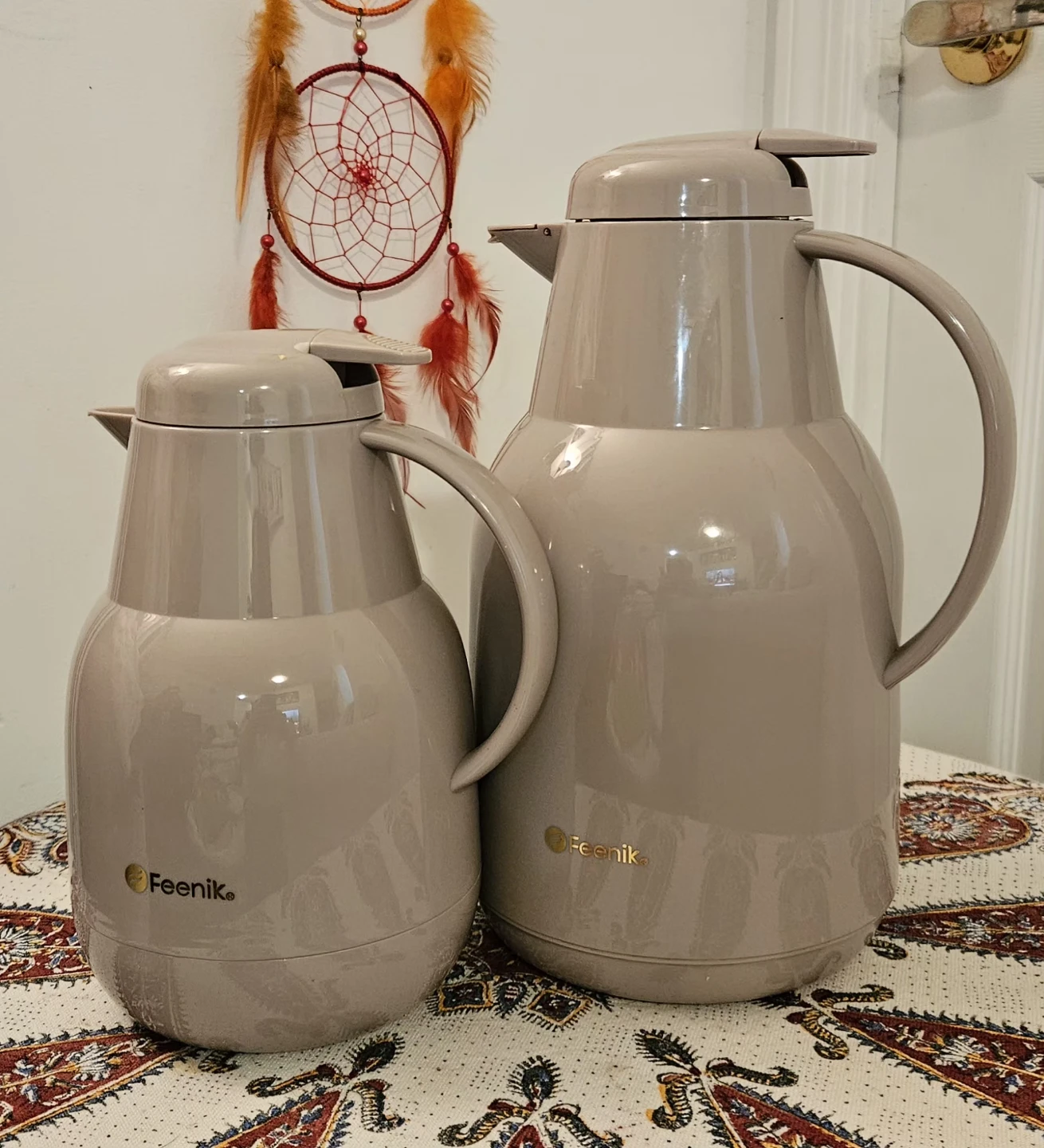 Feenik Thermos Pitchers - White, Taupe, and Grey - photo 5