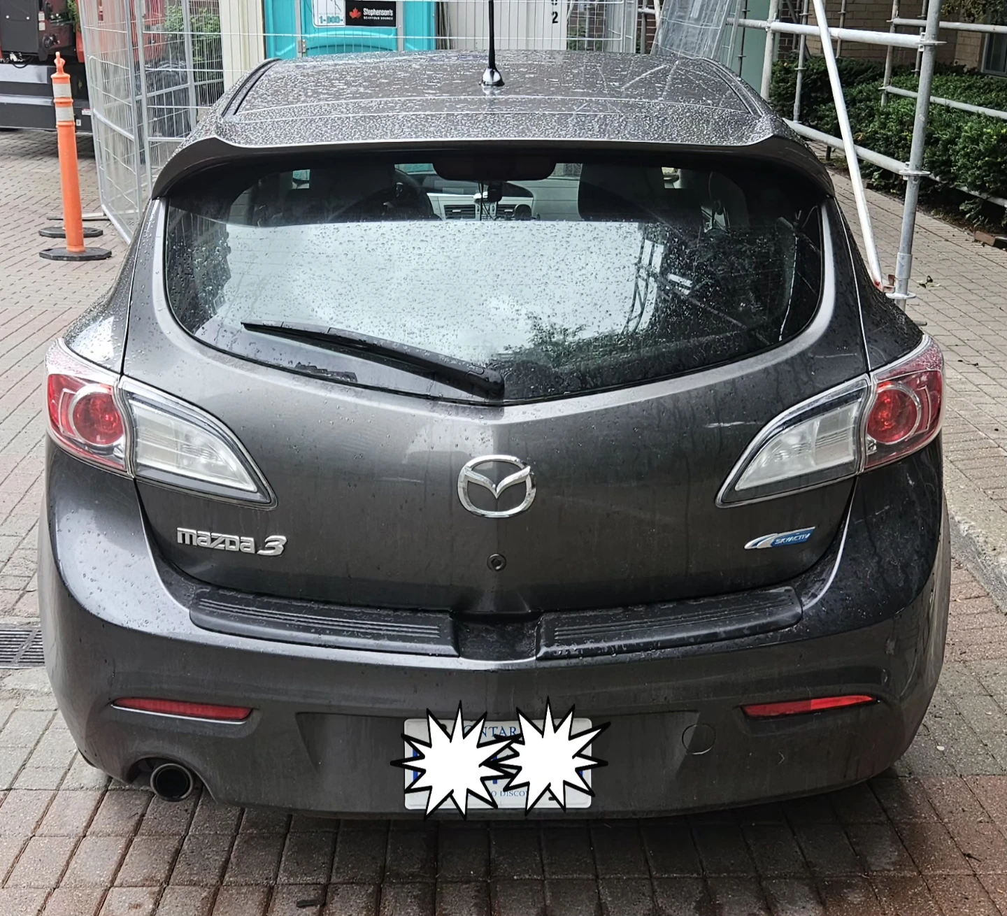 2013 Mazda 3 Sport Hatchback – Manual - photo 2