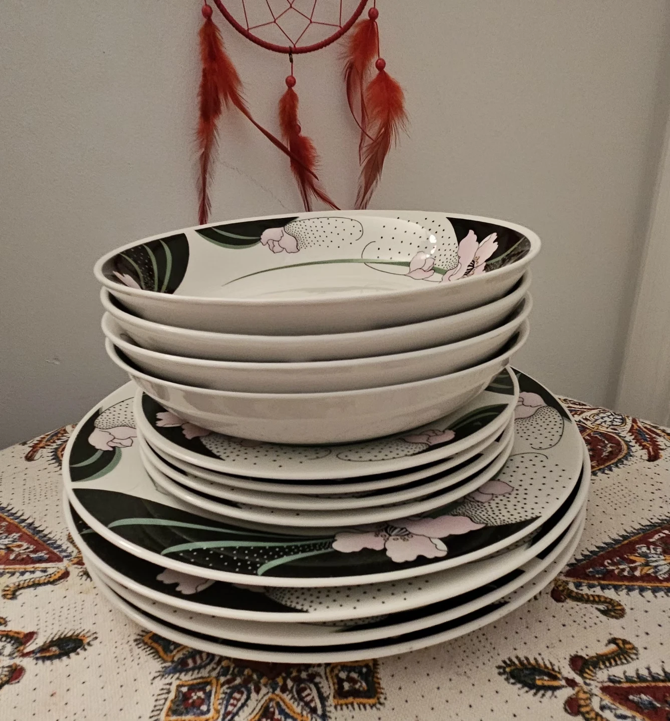 Dinnerware Set - Plates & Bowls with Floral Design - photo 2