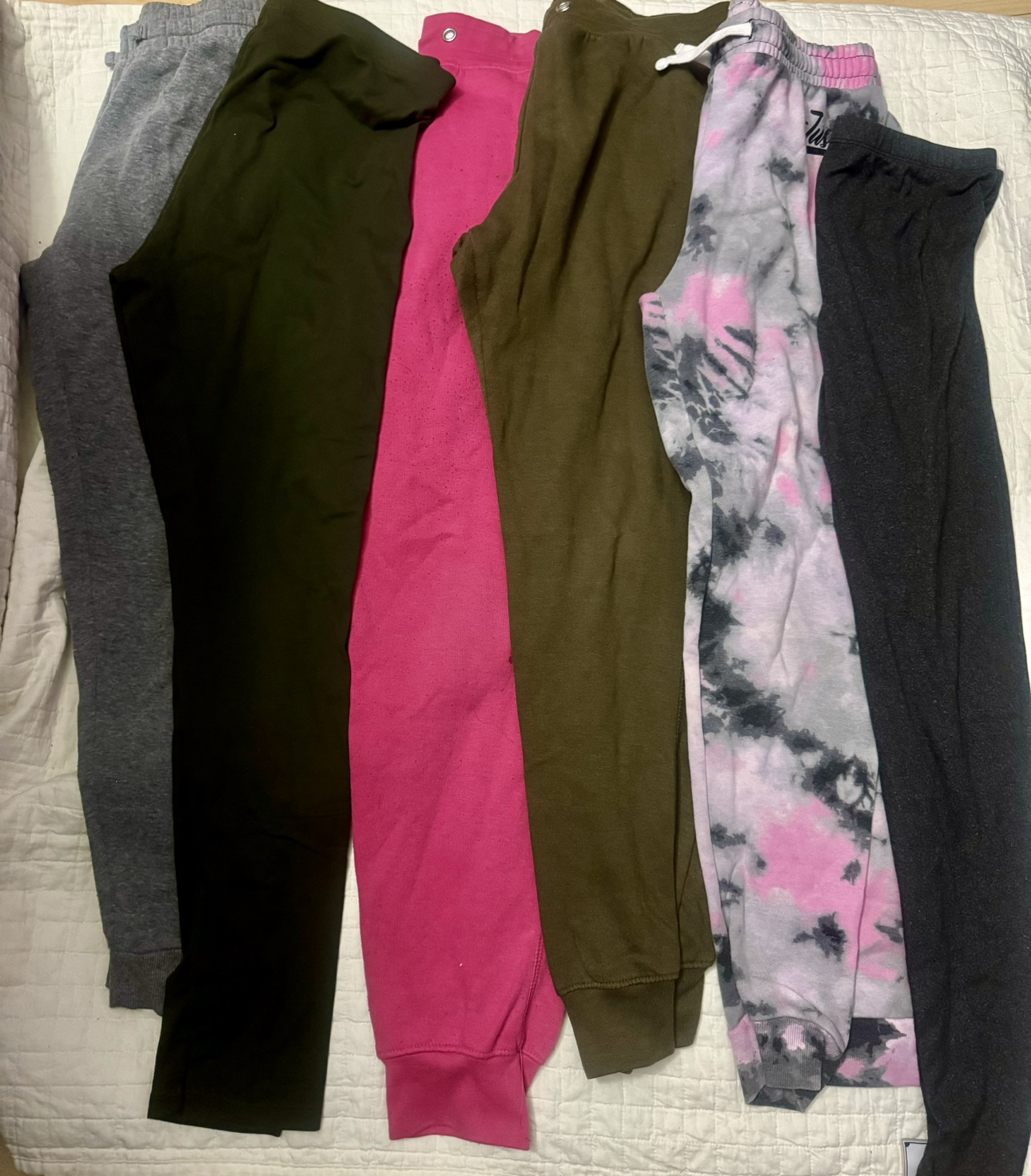 6 pairs of sweatpants