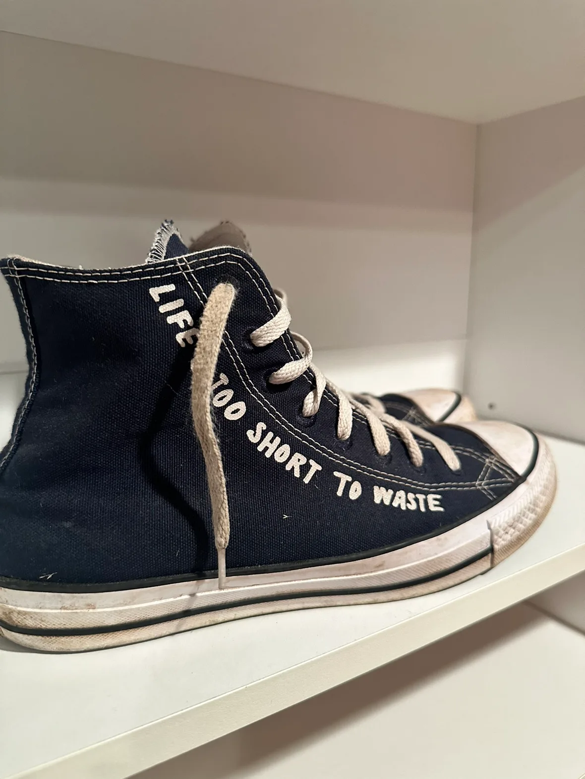 Converse thumbnail
