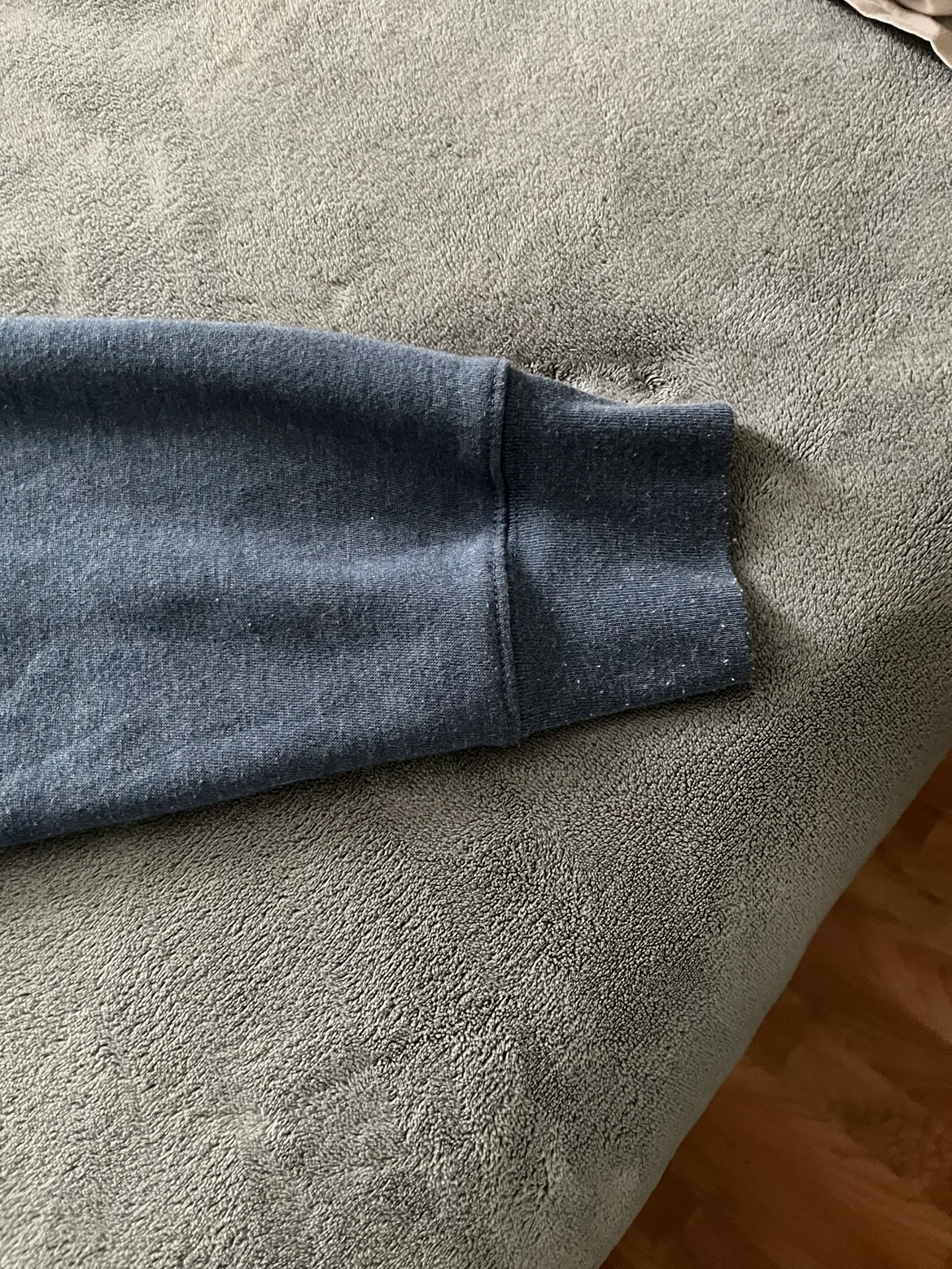 NFL Team Apparel Seattle Seahawks Men’s Large Hoodie image indicator(4)