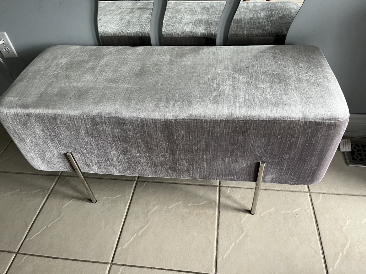 Bench - photo 2