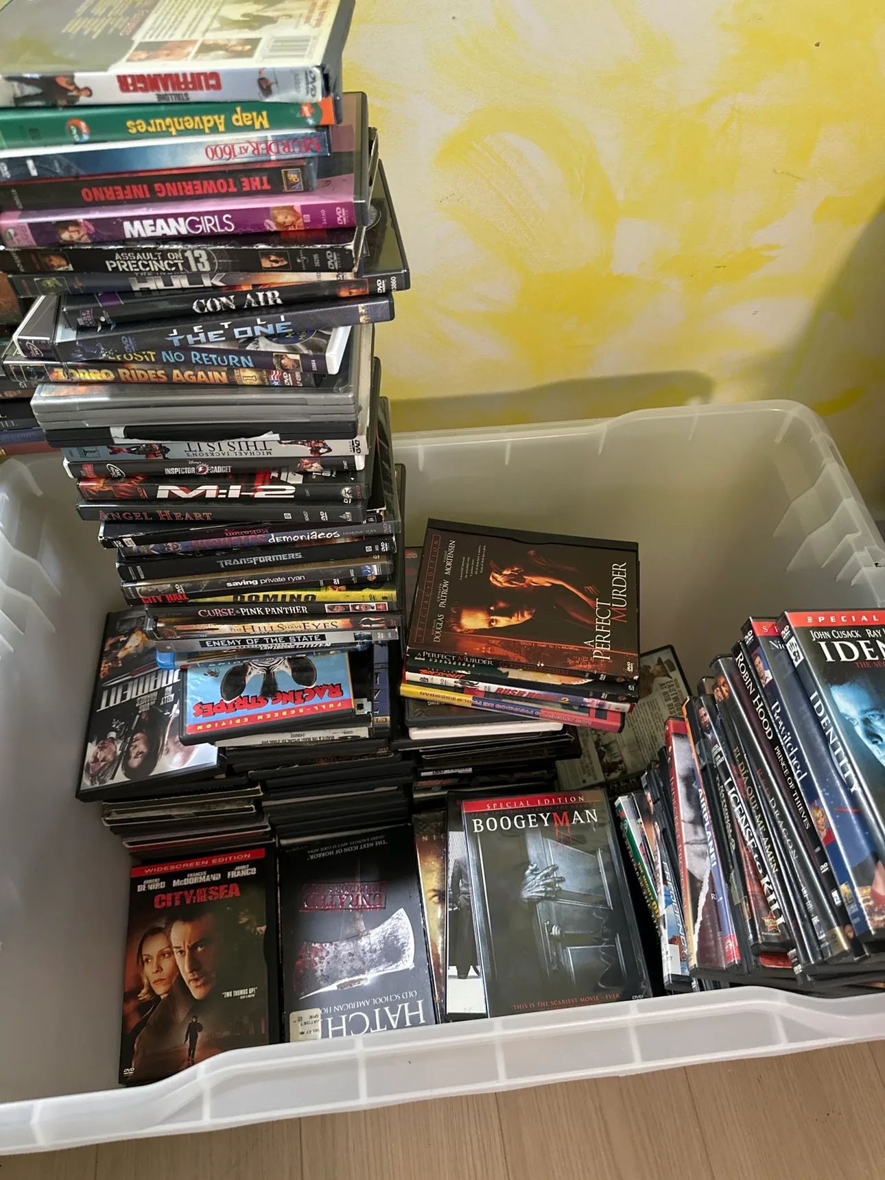 DVD Movie Lot all original 200pc image indicator(2)