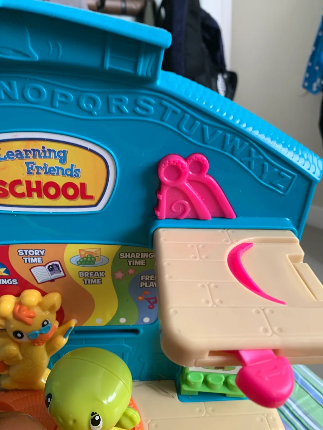 Learning Friends School Playset thumbnail