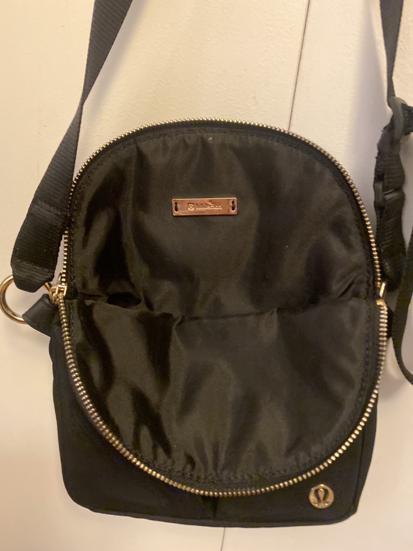 Lululemon All Night Festival Bag in black - photo 2