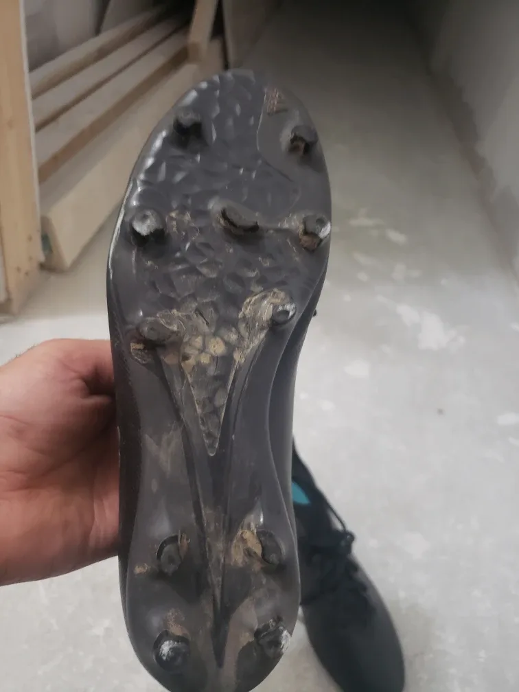 Adidas Soccer Cleats Size 4.5 image indicator(6)