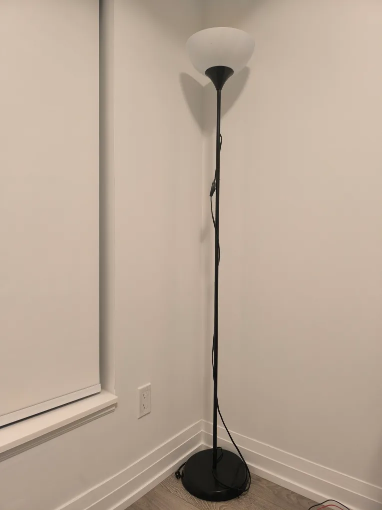 Floor Lamp image indicator(2)