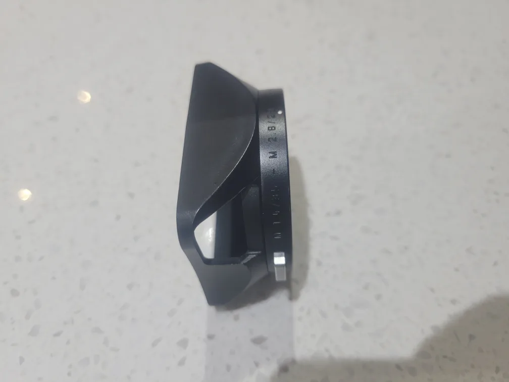 Leica 12587 Lens Hood only image indicator(4)