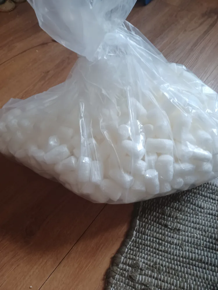 bag of packing peanuts thumbnail