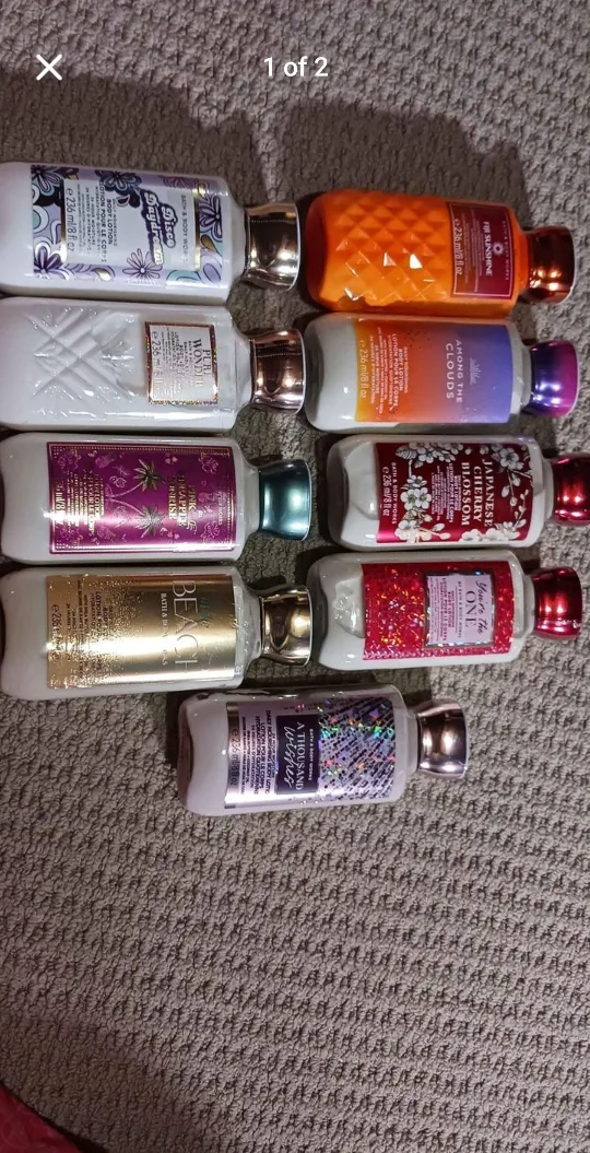 brand New Bath and body works lotion 236ml $12 each image indicator(2)