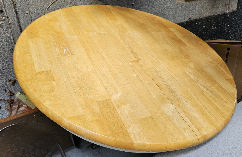 Round Extendable Dining Table
