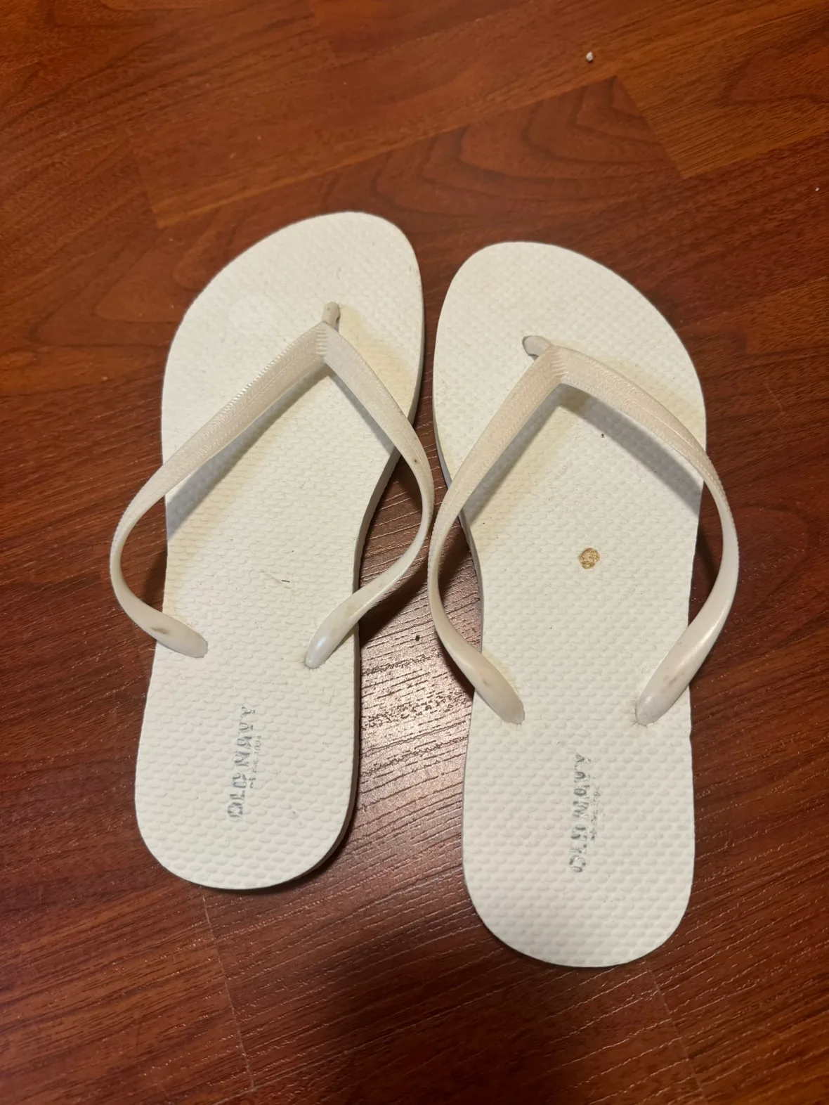 Old Navy Flip Flops #freecycle thumbnail