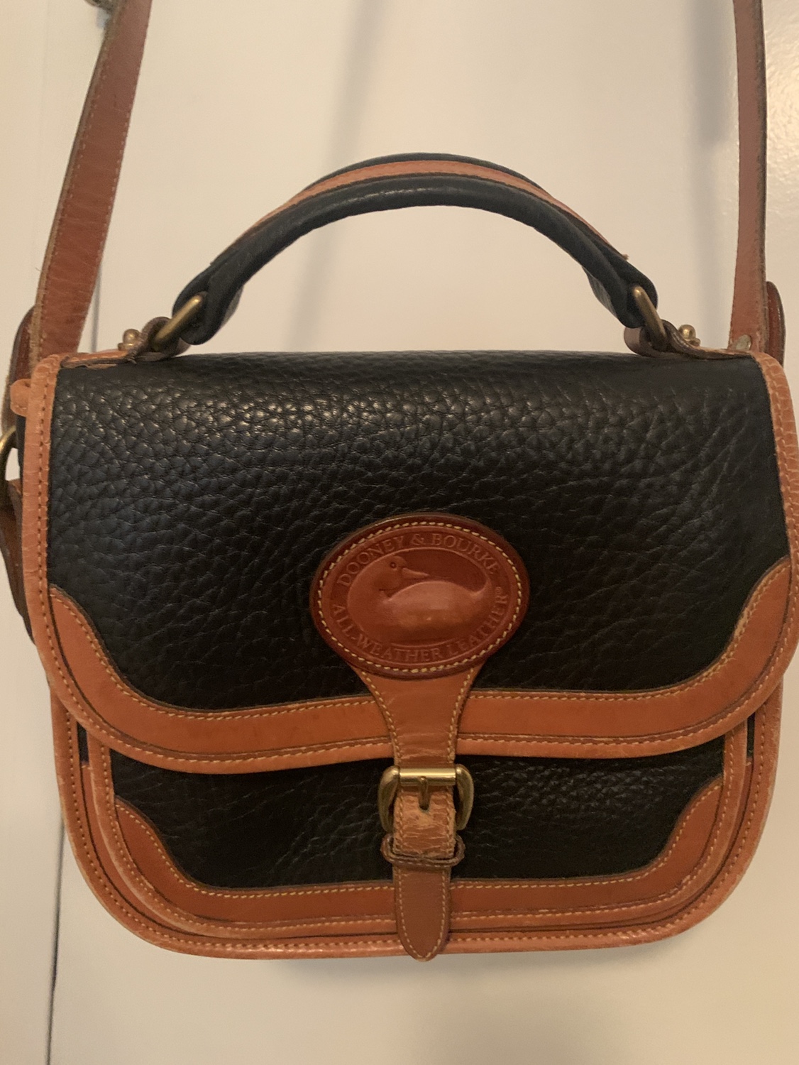 Vintage Dooney & Bourke Leather Crossbody Bag