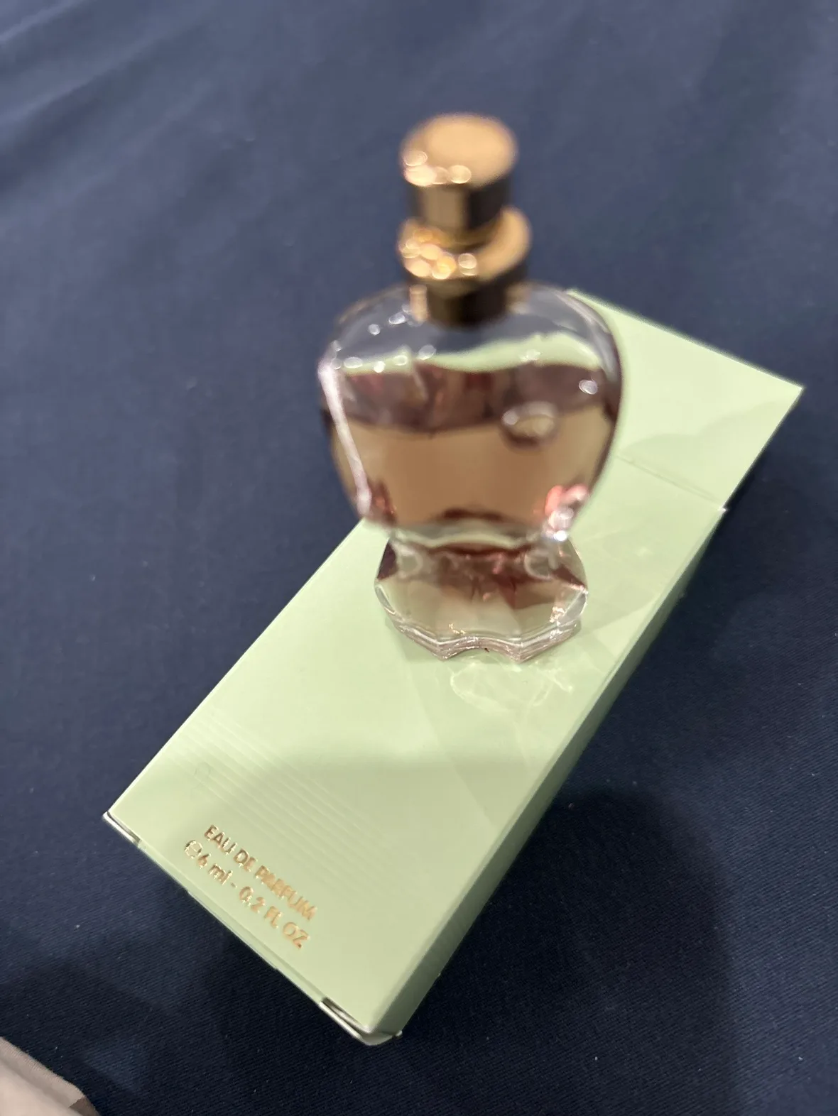 Jean Paul belle mini sample image indicator(2)