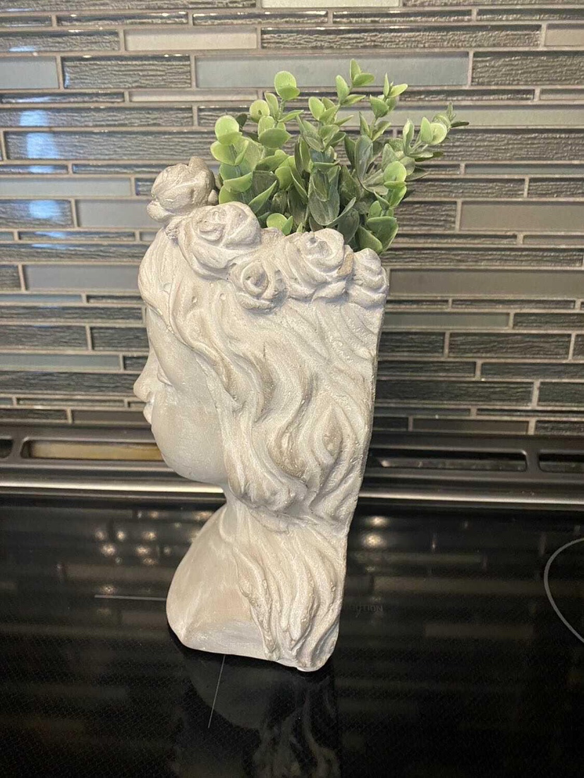 Outdoor Patio Decor: Angel Garden Statue Planter - photo 5
