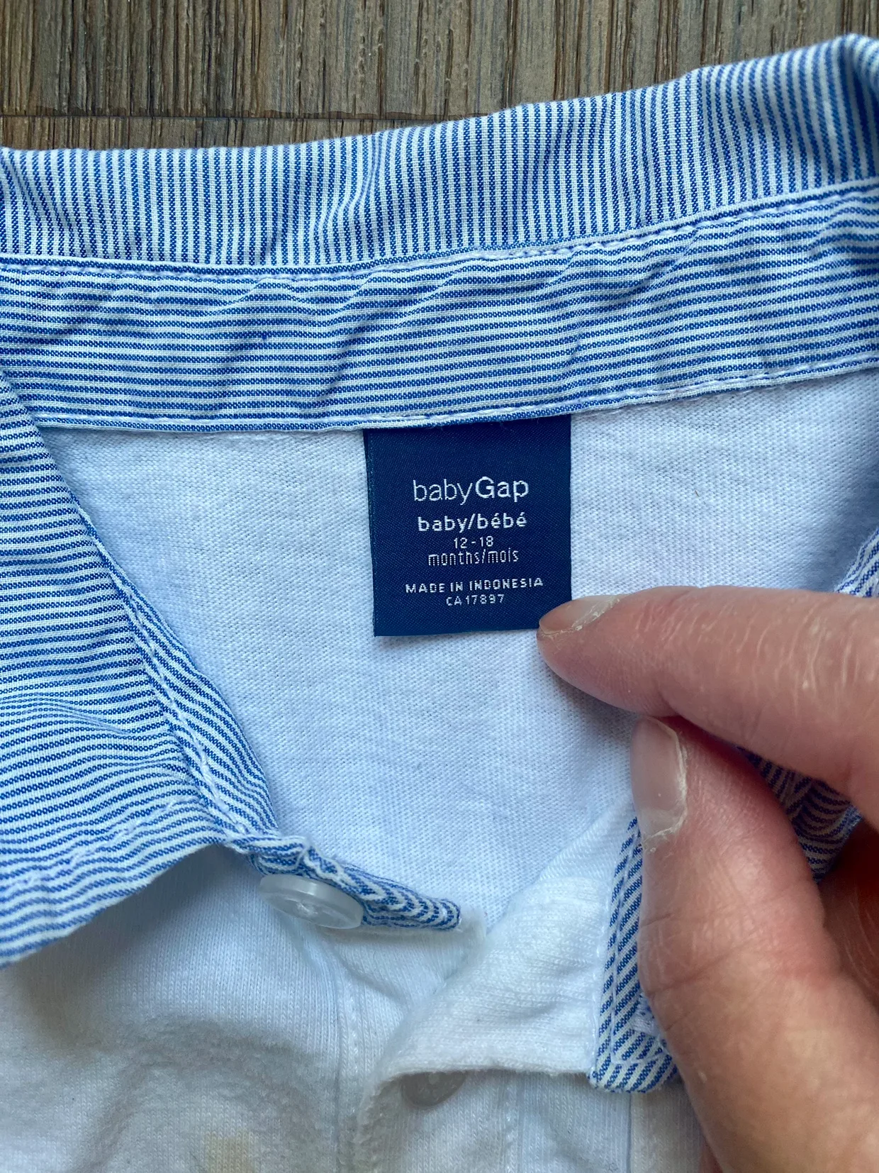 Baby Gap Long Sleeve Polo Shirt, 12-18mths #freecycle image indicator(3)