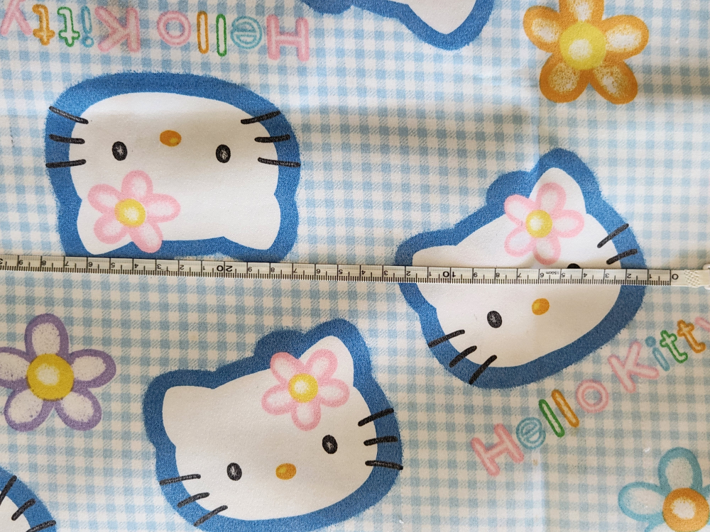 Hello Kitty Fabric Table Cover - photo 4