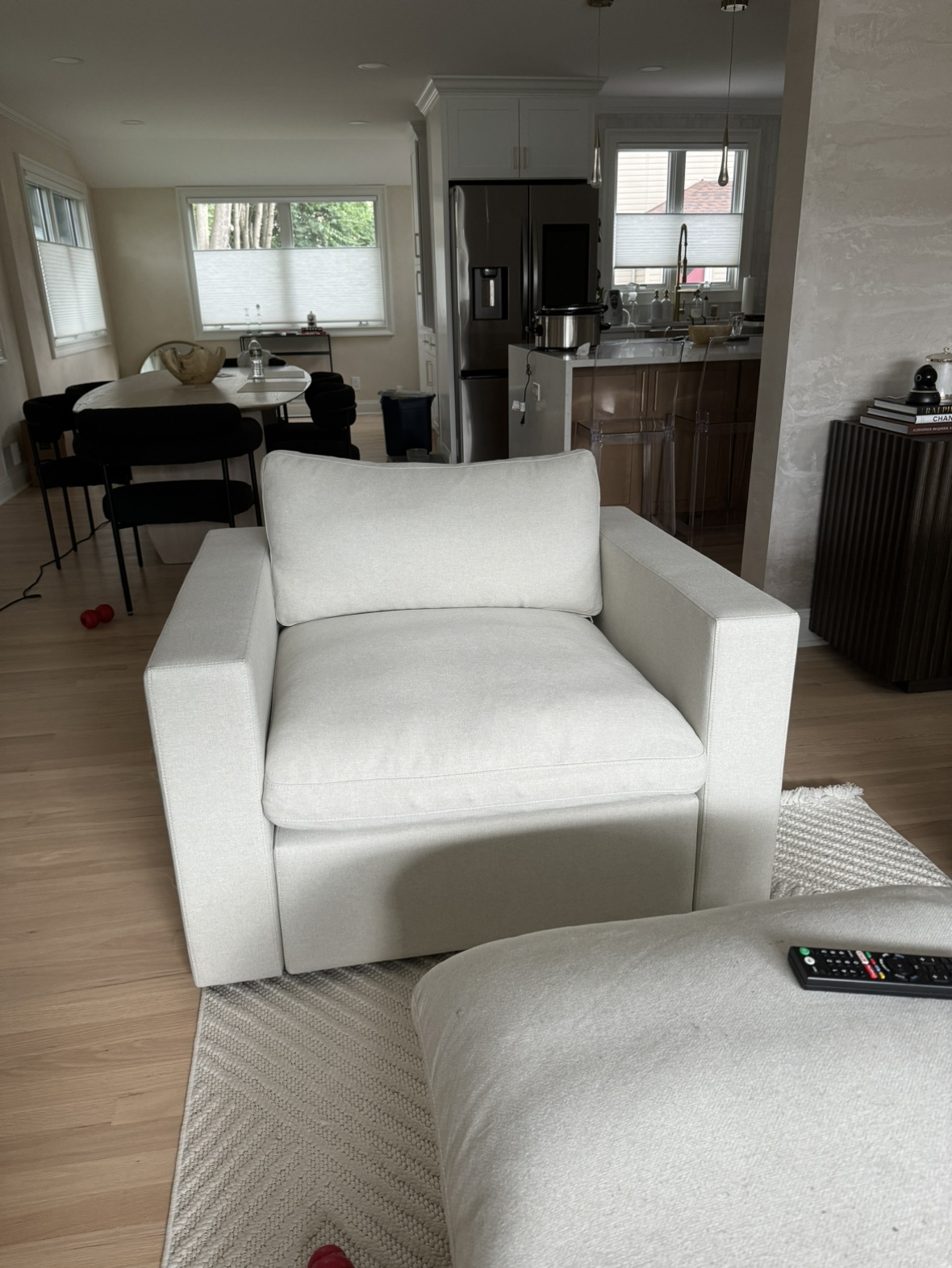 COZEY sectional with chair and ottoman - photo 3