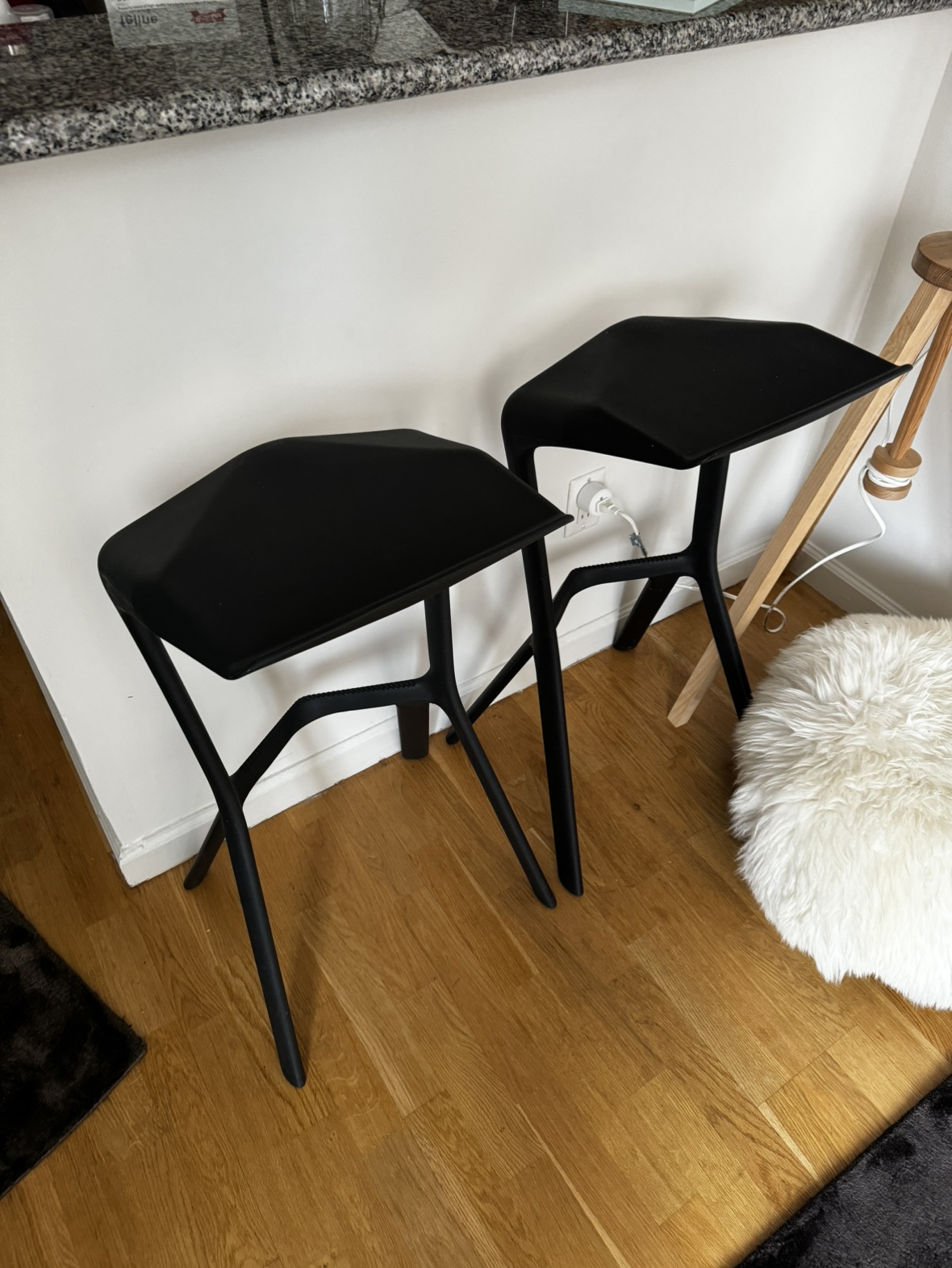 Two Geometric Black Bar Stools - photo 5