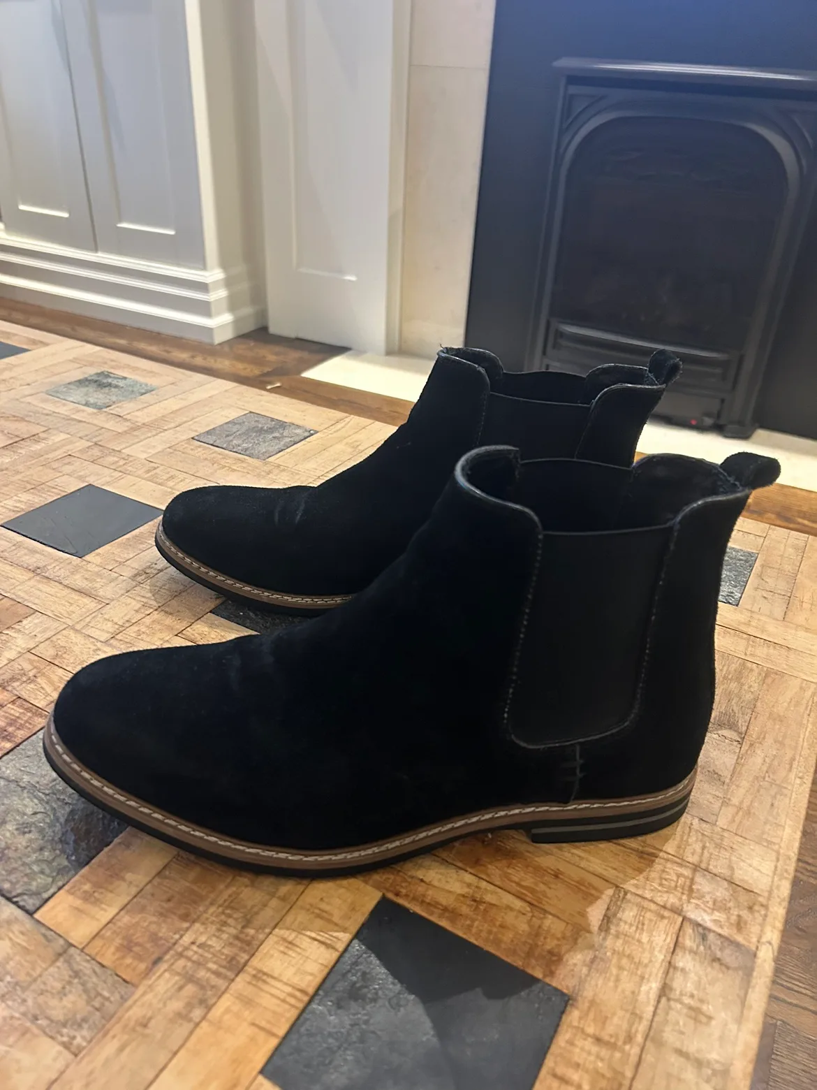 MEN'S LUCAS CHELSEA BOOTS IN BLACK thumbnail