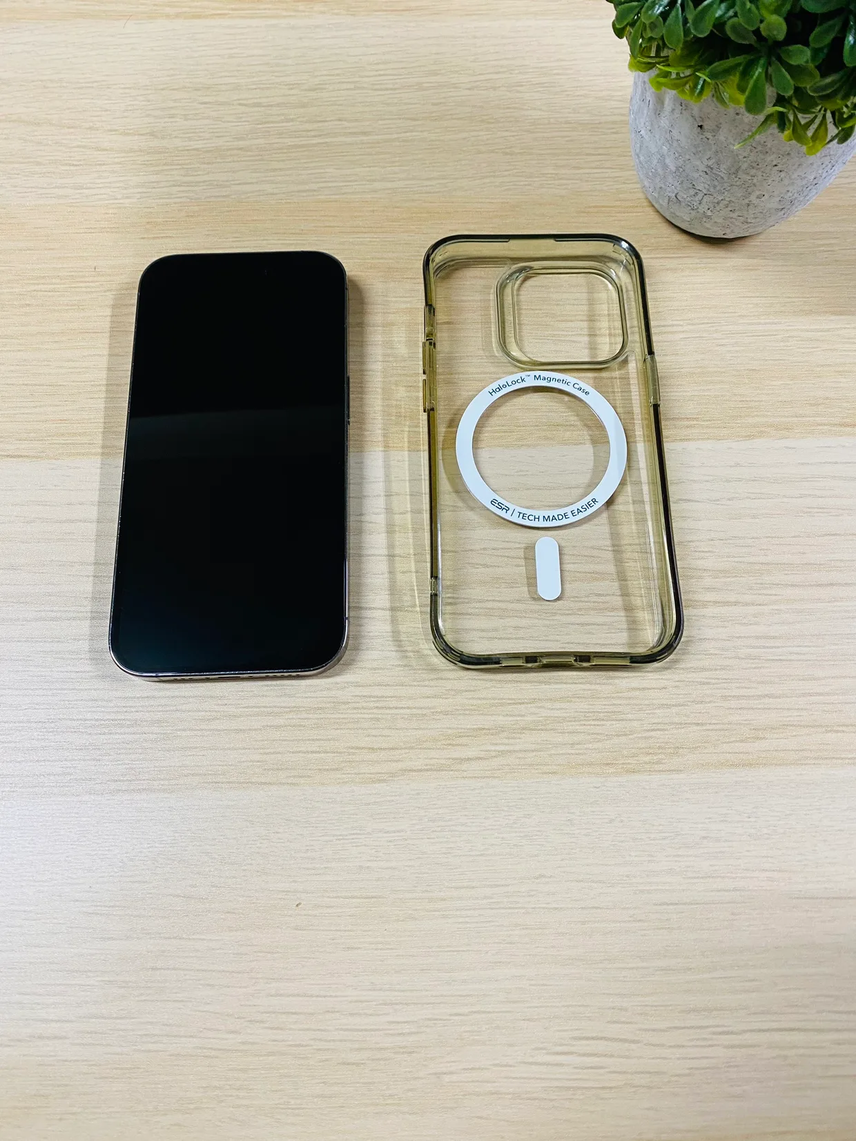 Apple iPhone 14 Pro - 128GB Deep Purple ( UNLOCKED ) Like New thumbnail