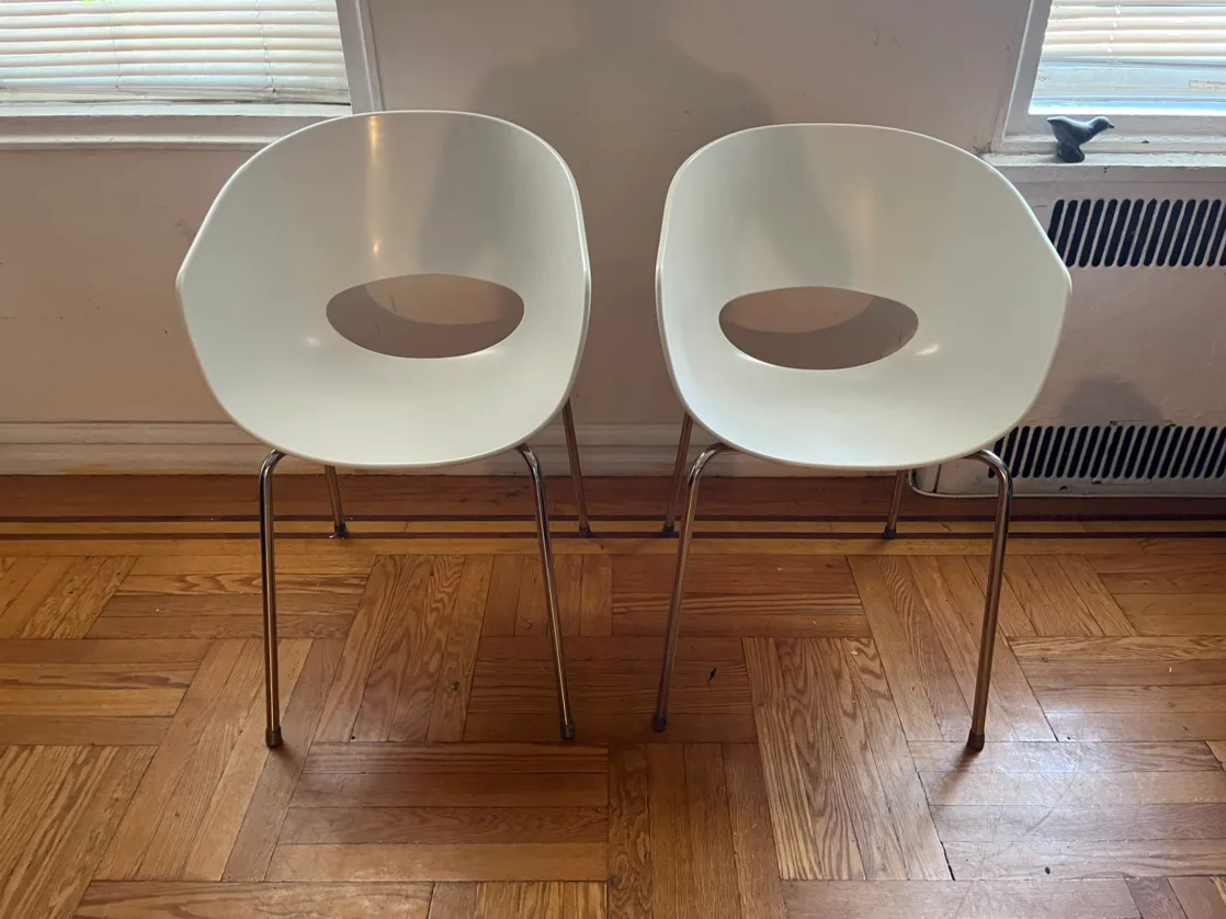 2 Italian White Orbit Chairs image indicator(4)