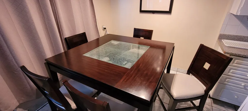 Dining table and 8 chairs image indicator(3)