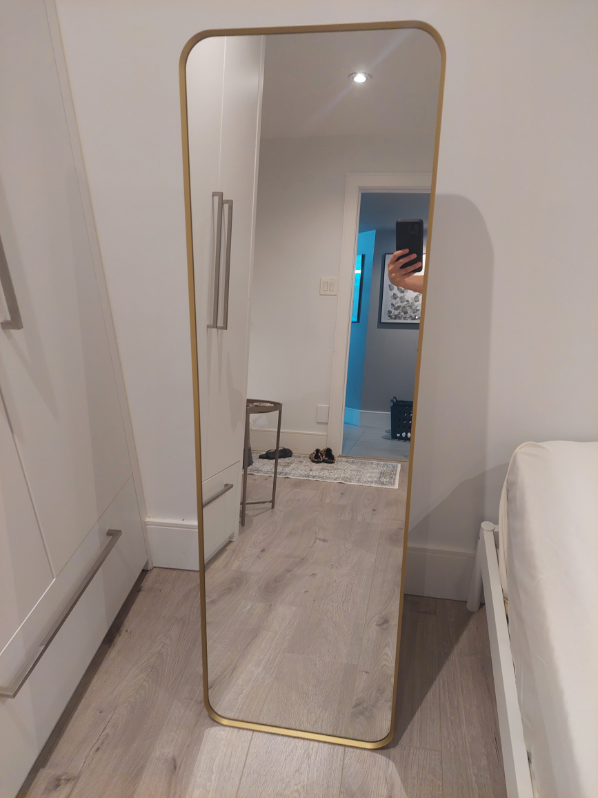 standing mirror