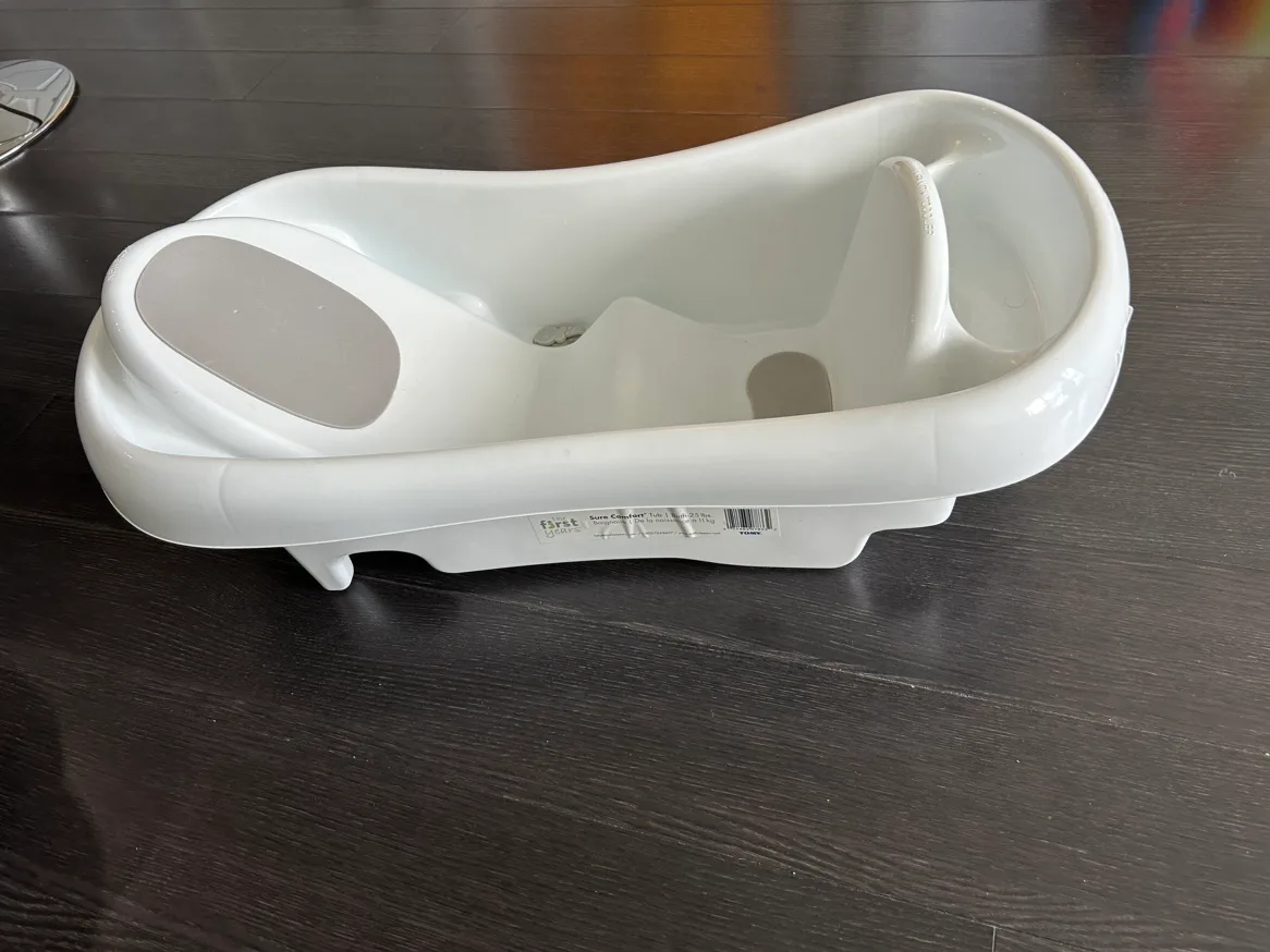 Sure Comfort° Newborn to Toddler Tub thumbnail