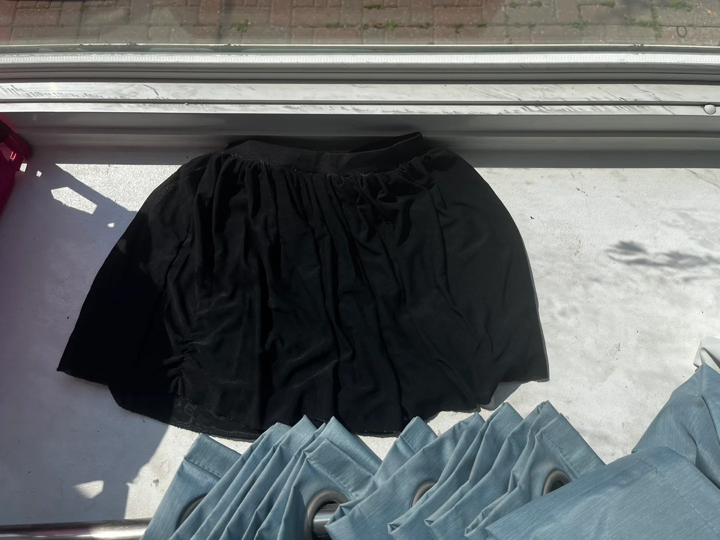 Black Mini Tulle Skirt 5T #Freecycle thumbnail