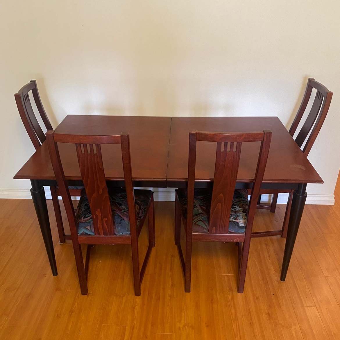 Couch and table set - photo 5
