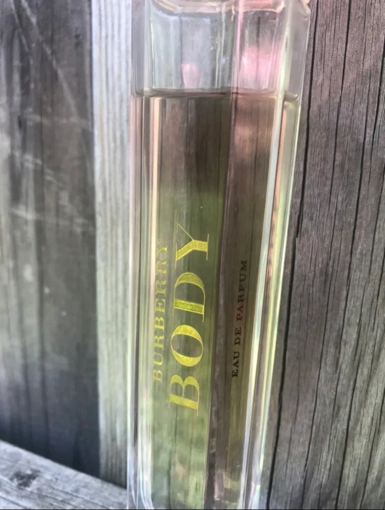 Burberry Body Eau de Parfum 85ml image indicator(2)